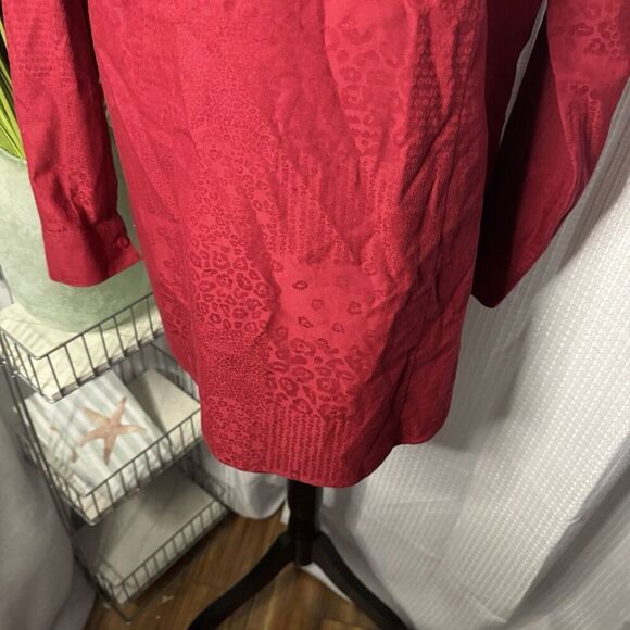 Chicos Women’s 0 US Red No Iron Animal Print Watermark Long Sleeves Workwear - Picture 8 of 11